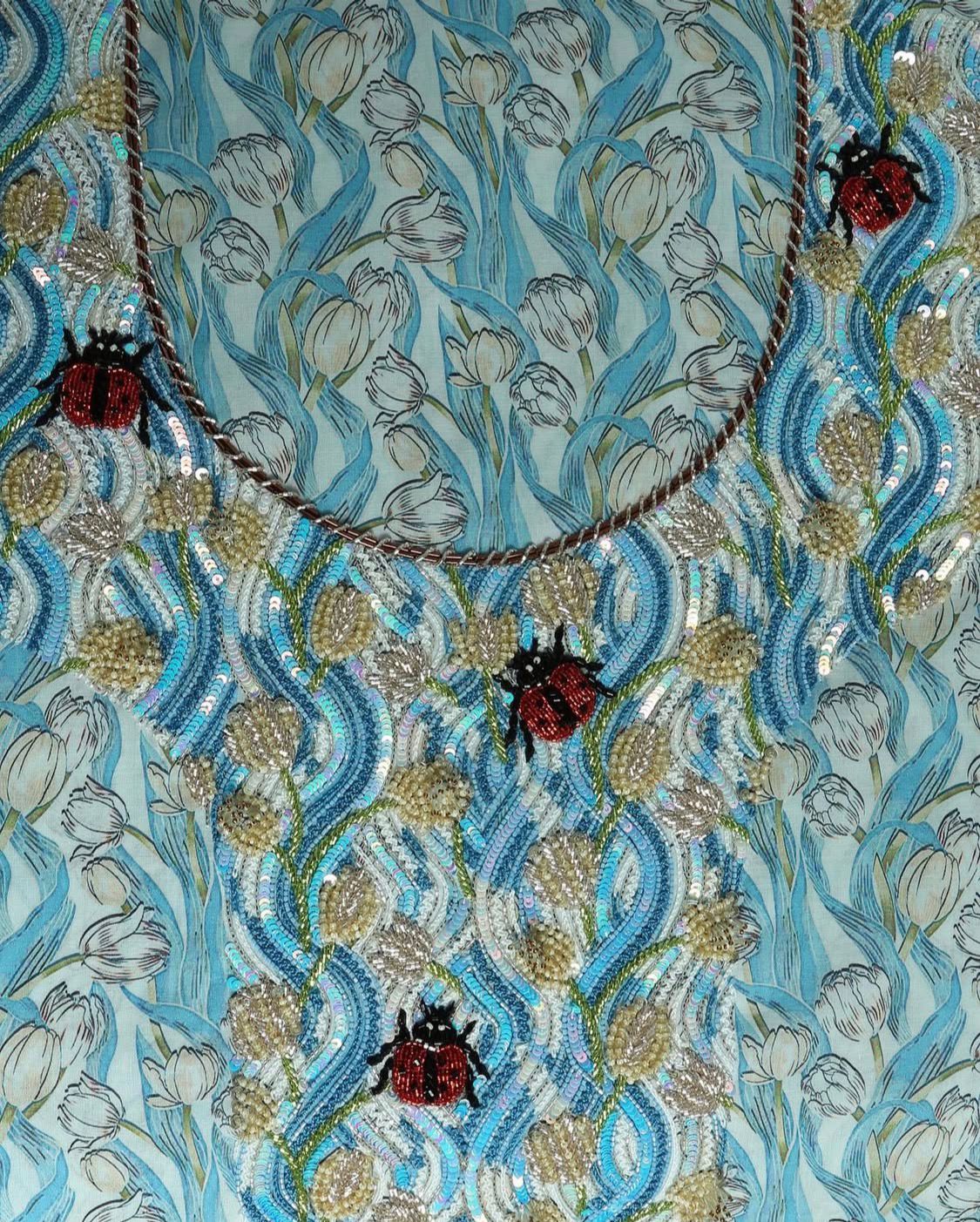 Emirati Vibes – Handcrafted Beaded Detail Piece